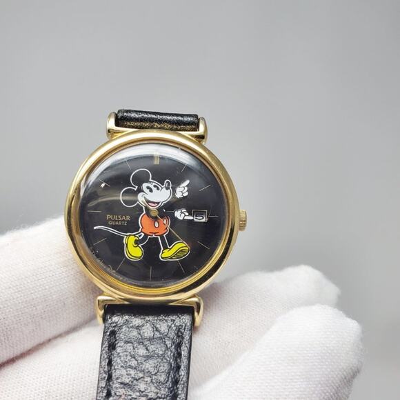Disney X Pulsar Mickey Mouse Vintage Black Women\'s Watch main image 6